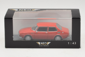 Saab 99 Toreador Red NEO 1:43 NEO43018 Gyanta – 4. kép a 4-ből