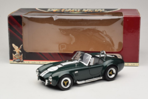 Shelby Cobra 427 S/C Sötétzöld Fehér Csíkok Road Signature 1:18 92058-P1 Fém – 8. kép a 8-ből