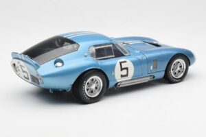 Shelby Cobra Daytona Coupe #5 D. Gurney / B. Bondurant 24 Hours of Le Mans 1964 Exoto 1:18 135190555498 Fém – 3. kép a 8-ből