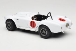 Shelby Cobra 427 S/C Fehér Auto World 1:18 AWSS104 Fém – 7. kép a 8-ből