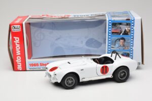 Shelby Cobra 427 S/C Fehér Auto World 1:18 AWSS104 Fém – 8. kép a 8-ből