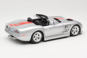 Shelby Series 1 Ezüst Bburago 1:18 3323 Fém – 3. kép a 8-ből