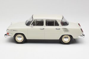 Skoda 1000 MB Szürke & Fehér MCG 1:18 MCG18275 Fém – 3. kép a 6-ből