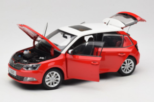 Skoda Fabia Mk3 Piros OEM 1:18 ZSF00004ROT Fém – 2. kép a 8-ből
