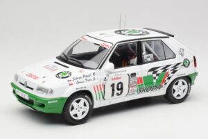Skoda Felicia Kit Car #19 P. Sibera / P. Gross Tour de Corse 1995 IXO 1:18 18RMC149B Fém