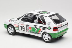 Skoda Felicia Kit Car #19 P. Sibera / P. Gross Tour de Corse 1995 IXO 1:18 18RMC149B Fém – 5. kép a 6-ből