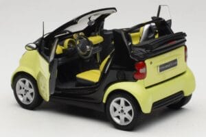 Smart Fortwo 450 Cabrio Sárga Minichamps 1:18 0012889V001C49Q00 Fém – 5. kép a 8-ből