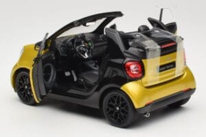 Smart Fortwo 453 Kabrió Fekete És Sárga Norev 1:18 B66960289 Fém – 5. kép a 8-ből