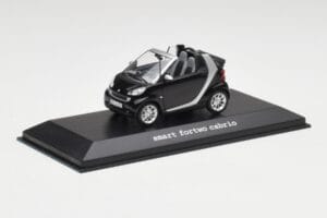 Smart Fortwo Cabrio Mély Fekete Minichamps 1:43 Q0022561V001C18Q00 Fém – 2. kép a 4-ből