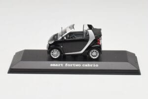 Smart Fortwo Cabrio Mély Fekete Minichamps 1:43 Q0022561V001C18Q00 Fém