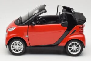 Smart Fortwo W451 Kabrió Piros Fekete Minichamps 1:18 150036333 Fém – 4. kép a 8-ből
