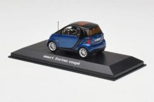 Smart Fortwo Coupe Aqua Kék Metallic & Fekete Minichamps 1:43 Q0022558V001C77Q00 Fém – 3. kép a 4-ből
