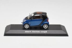 Smart Fortwo Coupe Aqua Kék Metallic & Fekete Minichamps 1:43 Q0022558V001C77Q00 Fém
