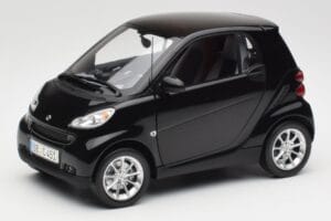 Smart Fortwo Coupé W451 Deep Fekete Minichamps 1:18 Q0022563V001C02Q00 Fém