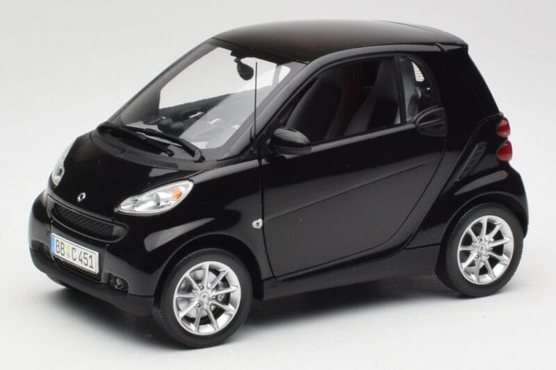 Smart Fortwo Coupé W451 Deep Fekete Minichamps 1:18 Q0022563V001C02Q00 Fém