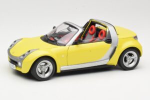 Smart Roadster 452 Sárga Bburago 1:18 34099-M2 Fém