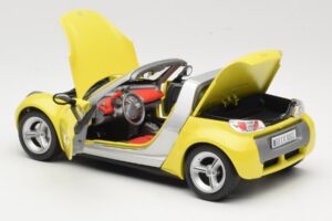 Smart Roadster 452 Sárga Bburago 1:18 34099-M2 Fém – 5. kép a 8-ből
