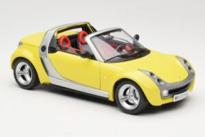 Smart Roadster 452 Sárga Bburago 1:18 34099-M2 Fém – 6. kép a 8-ből