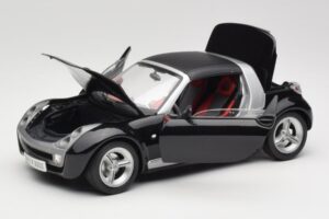 Smart Roadster Fekete Bburago 1:18 34099-M1 Fém – 2. kép a 8-ből