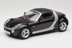 Smart Roadster Fekete Bburago 1:18 34099-M1 Fém
