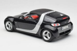 Smart Roadster Sötétkék Bburago 1:18 34917 Fém – 7. kép a 8-ből