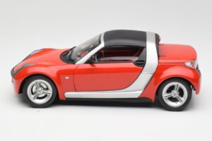 Smart Roadster Piros Bburago 1:18 34099 Fém – 4. kép a 8-ből