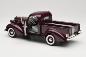 Studebaker Coupe Express Pickup Barna American Mint 1:18 92458-R1 Fém – 5. kép a 8-ből