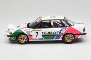 Subaru Legacy RS BC5 Group A #7 C. McRae / D. Ringer Rally Sweden 1992 Otto 1:18 OT1158 Gyanta – 3. kép a 6-ből