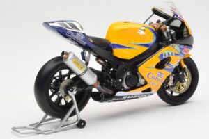 Suzuki GSX-R 1000 Team Alstare Corona Extra T. Corser WSB 2005 Minichamps 1:12 122052211 Fém – 3. kép a 6-ből