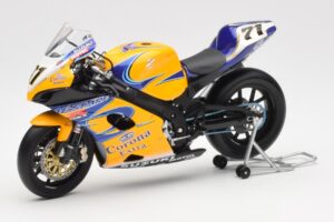 Suzuki GSX-R 1000 Team Alstare Corona Extra Y. Kagayama WSB 2005 Minichamps 1:12 122052271 Fém – 2. kép a 6-ből