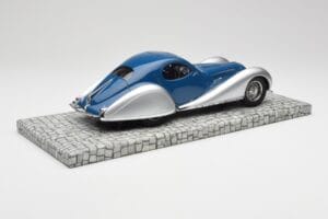 Talbot-Lago T150 C-SS Coupe Kék Ezüst Minichamps 1:18 107117122 Gyanta – 2. kép a 6-ből