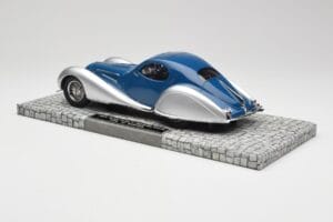 Talbot-Lago T150 C-SS Coupe Kék Ezüst Minichamps 1:18 107117122 Gyanta – 5. kép a 6-ből