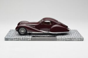 Talbot-Lago T150-C-SS Coupe Mullin Museum Minichamps 1:18 107117120 Fém – 3. kép a 6-ből