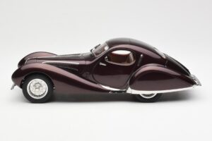 Talbot-Lago T150 C-SS Figoni & Falaschi Teardrop Sötét Bordeaux Metál CMC 1:18 M-179 Fém – 3. kép a 6-ből