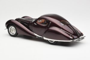 Talbot-Lago T150 C-SS Figoni & Falaschi Teardrop Sötét Bordeaux Metál CMC 1:18 M-179 Fém – 4. kép a 6-ből