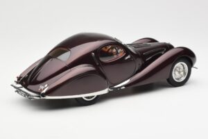 Talbot-Lago T150 C-SS Figoni & Falaschi Teardrop Sötét Bordeaux Metál CMC 1:18 M-179 Fém – 5. kép a 6-ből