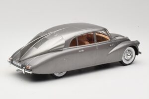 Tatra 87 Szürke MCG 1:18 MCG18068 Fém – 2. kép a 6-ből