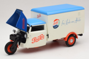 Tempo Dreirad Kastenwagen Pepsi Minichamps 1:18 150099024 Fém – 2. kép a 8-ből