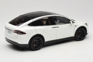 Tesla Model X Fehér OEM 1:18 TESLA001 Fém – 3. kép a 8-ből