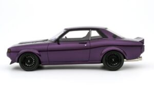 Toyota Celica RA24 Restomod Midnight Lila Otto 1:18 OT1089 Gyanta – 3. kép a 5-ből