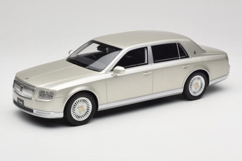 Toyota Century Silver Metallic Kyosho 1:18 KSR18036S Fém