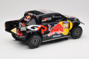 Toyota GR DKR Hilux Evo #216 S. Quintero / D. Zenz Rally Dakar 2024 IXO 1:18 18RMC238B Fém – 2. kép a 6-ből