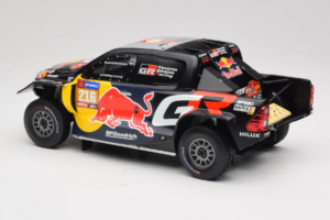 Toyota GR DKR Hilux Evo #216 S. Quintero / D. Zenz Rally Dakar 2024 IXO 1:18 18RMC238B Fém – 5. kép a 6-ből