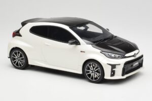 Toyota GRMN Yaris Rally Package Fehér Otto 1:18 OT1071 Gyanta – 4. kép a 6-ből