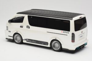 Toyota Hiace Super GL Pearl White Otto 1:18 OT1136 Gyanta – 5. kép a 6-ből