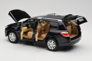 Toyota Highlander XU40 Fekete Paudi Model 1:18 2043612-B1 Fém – 5. kép a 8-ből