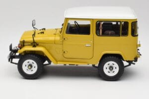 Toyota Land Cruiser FJ40 Mustár Sárga Kyosho 1:18 08971Y Fém – 4. kép a 8-ből