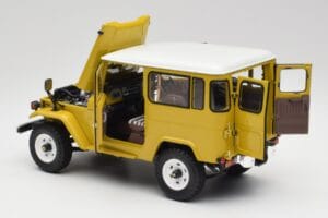 Toyota Land Cruiser FJ40 Mustár Sárga Kyosho 1:18 08971Y Fém – 5. kép a 8-ből