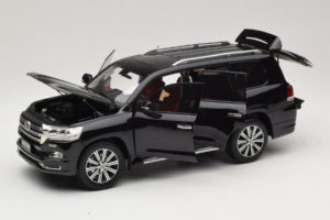 Toyota Land Cruiser LC200 Fekete Kengfai 1:18 KF024-13 Fém – 2. kép a 8-ből