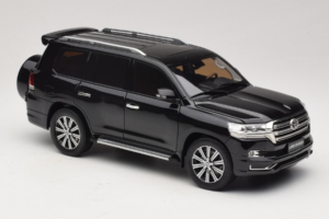 Toyota Land Cruiser LC200 Fekete Kengfai 1:18 KF024-13 Fém – 6. kép a 8-ből